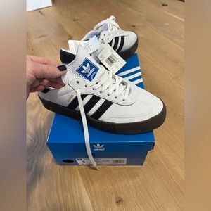 ADIDAS samba rose women’s 6.5 with gum soles